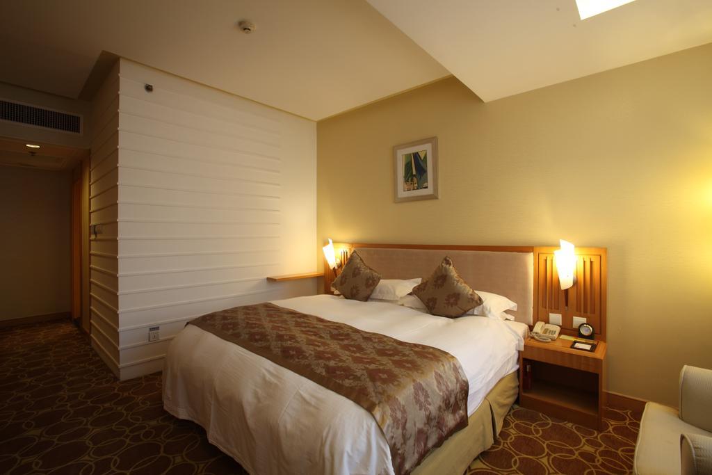 Beijing Wuhuan Hotel Екстериор снимка