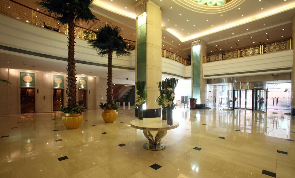 Beijing Wuhuan Hotel Екстериор снимка