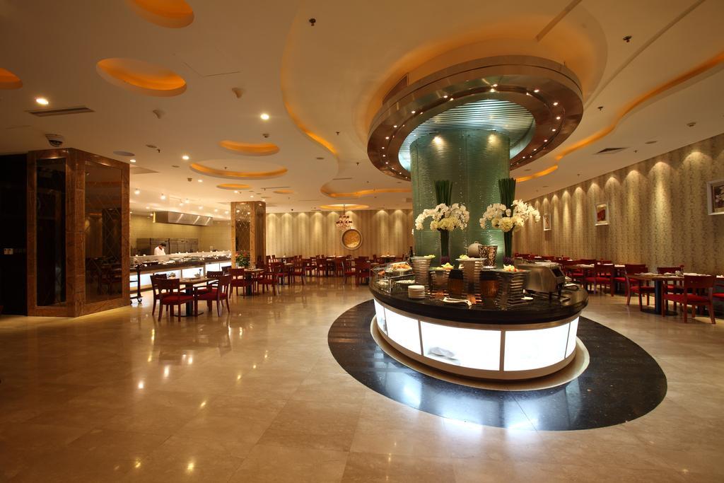 Beijing Wuhuan Hotel Екстериор снимка